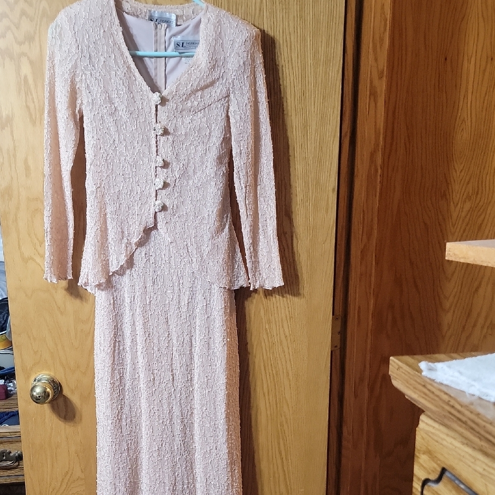 Elegant Pink Textured 2 Pc Women's Dress 4P